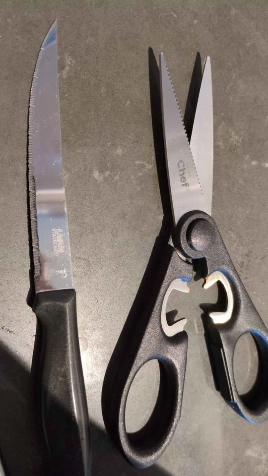 Knives, sharpening rod and knife block - photo 2