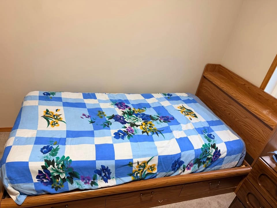 Twin Captain’s Bed Frame with Storage Drawers - photo 2