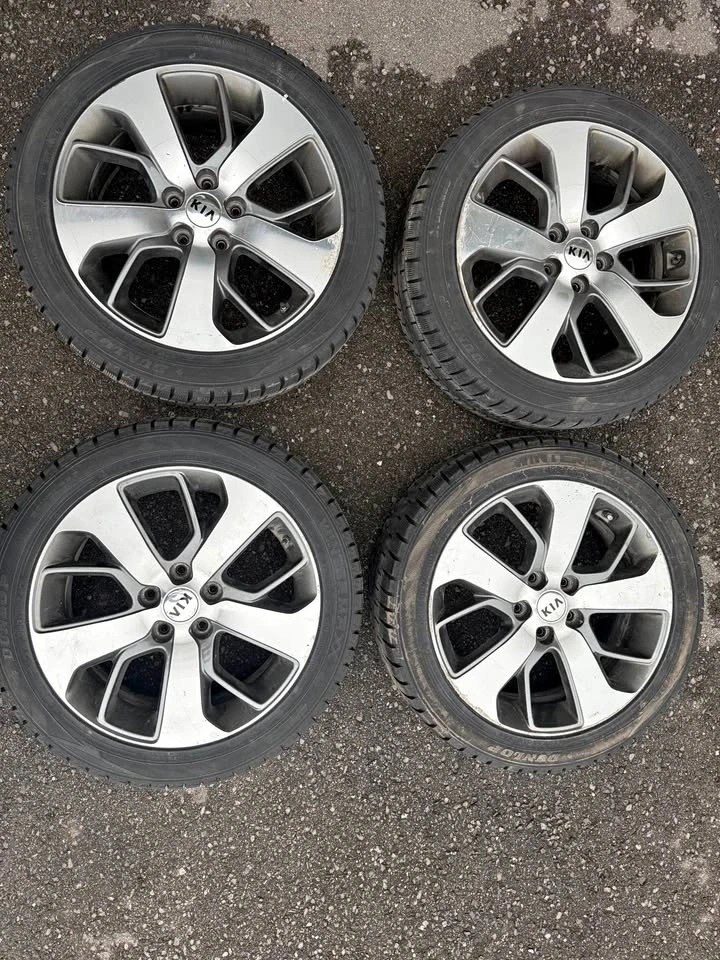 Kia Optima set of 4 wheels and tires