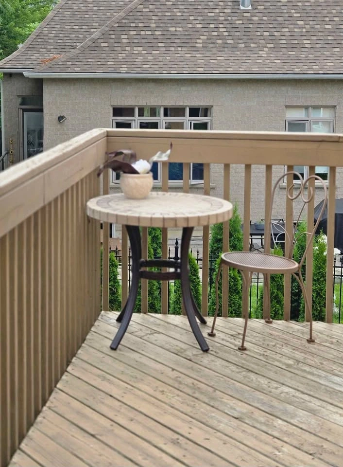 Round Mosaic Stone Top Outdoor Side Table