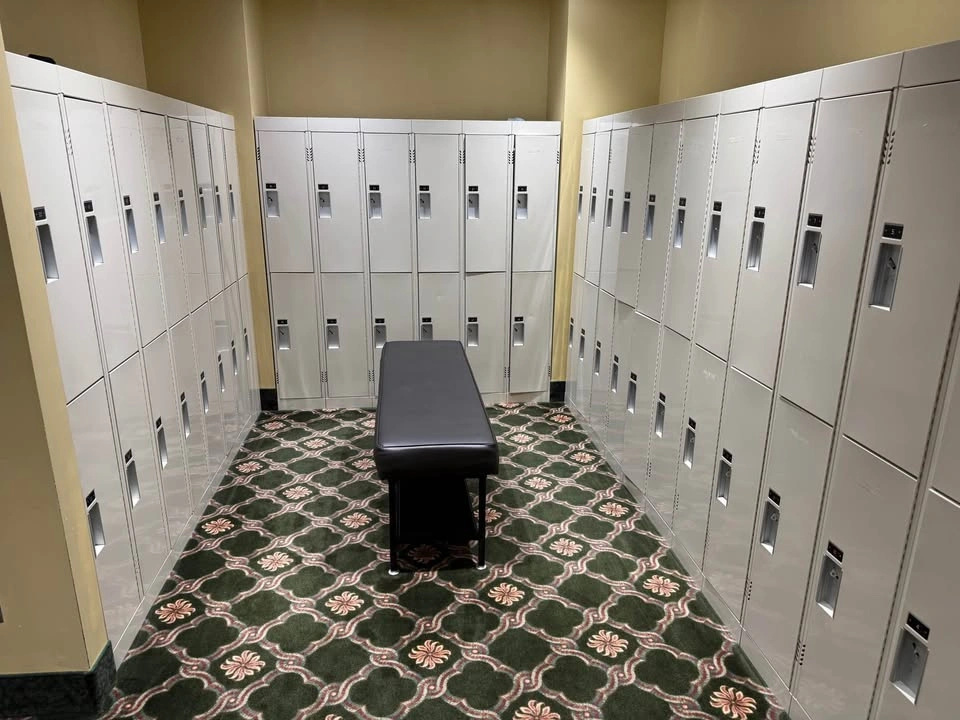 25 Metal Lockers - photo 3
