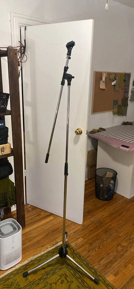 Mic stand - telescoping boom floor - photo 4