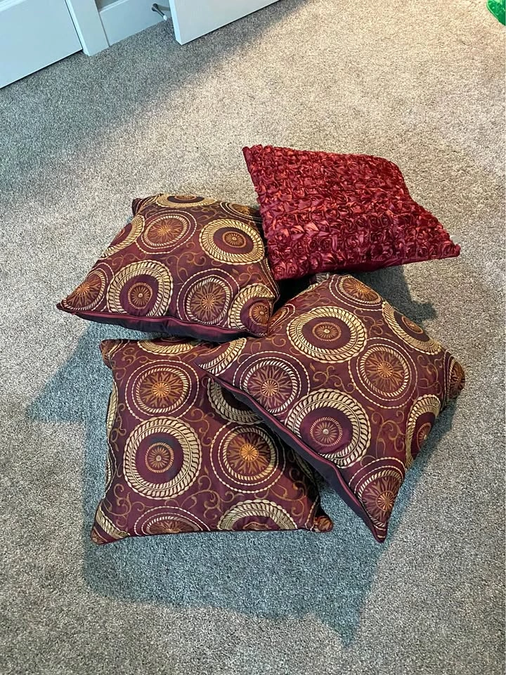 Accent Pillows