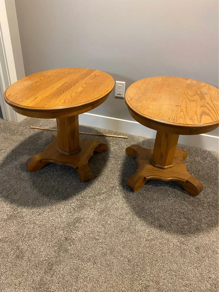 Solid oak end tables - photo 2