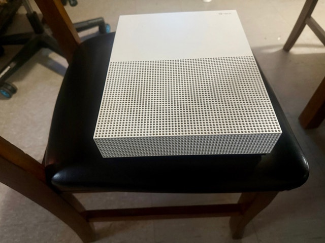 Xbox One S – Works Perfectly – Console Only - photo 4