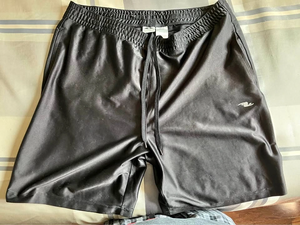 Men’s Large Athletic Works Shorts