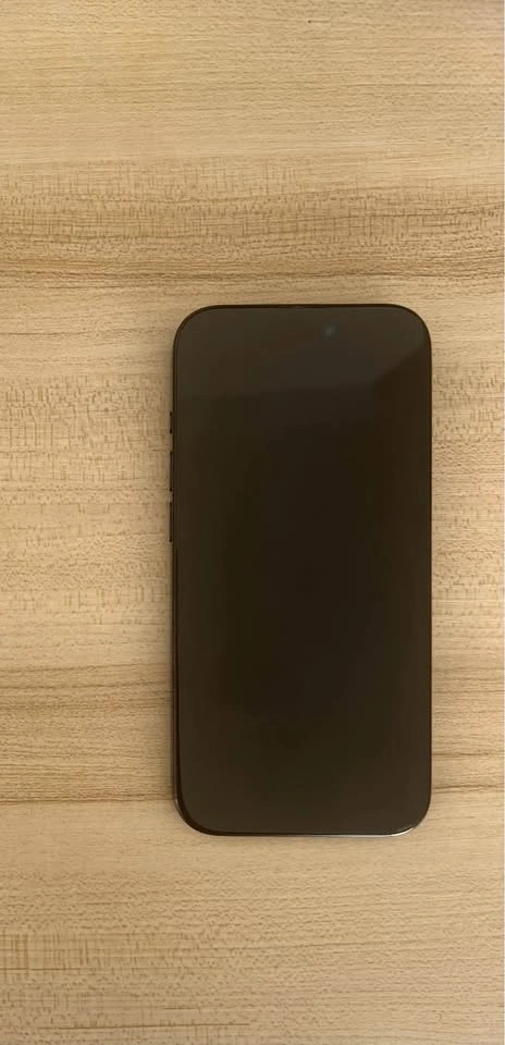 iPhone 15 pro - Unlocked - photo 3
