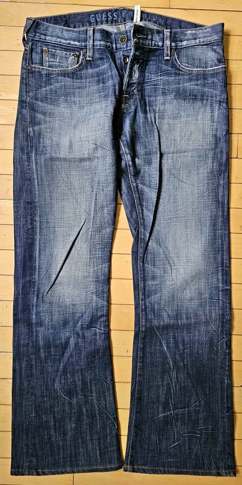 Guess Premium "Falcon" Low Rise Bootcut Men's Jeans - Size 33