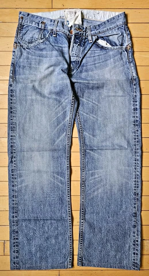 Guess Premium Made in USA Limited Edition Men's Jeans - 32