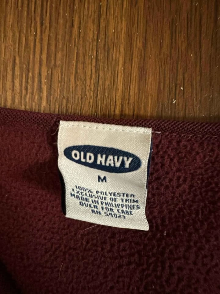 Old Navy Burgundy Fleece Long Sleeve Top Size M - photo 3