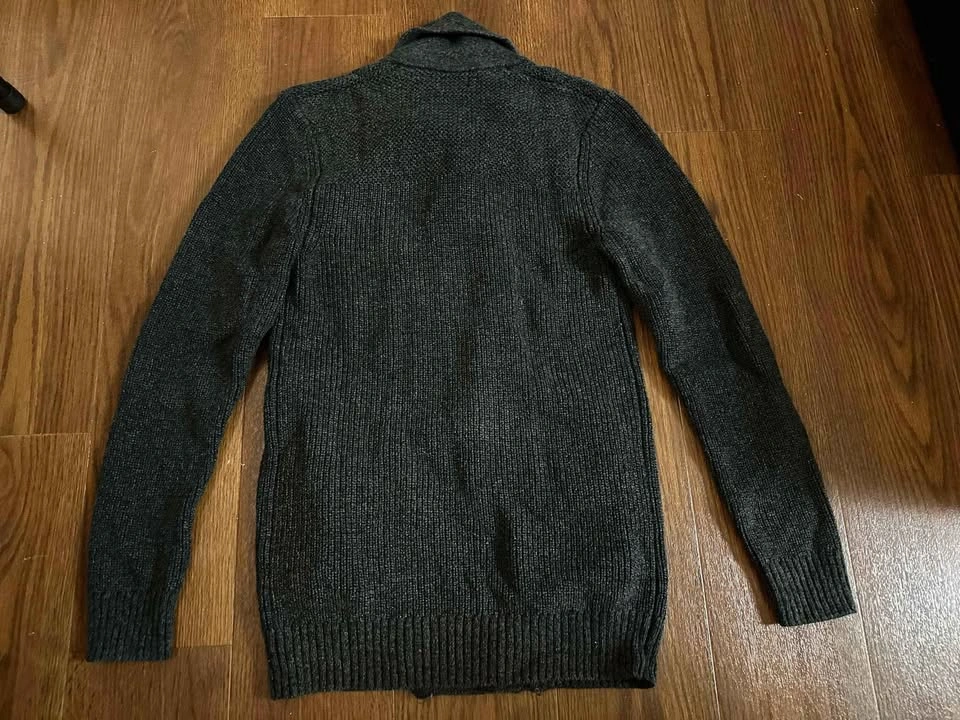 H&M Men's Grey Knit Cardigan - photo 2