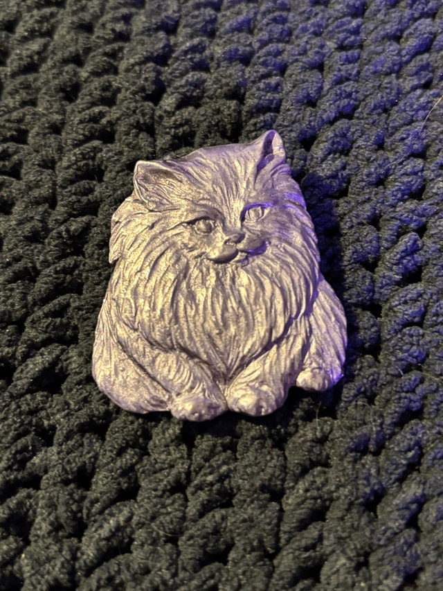 Robert Hall Originals Cat Brooch