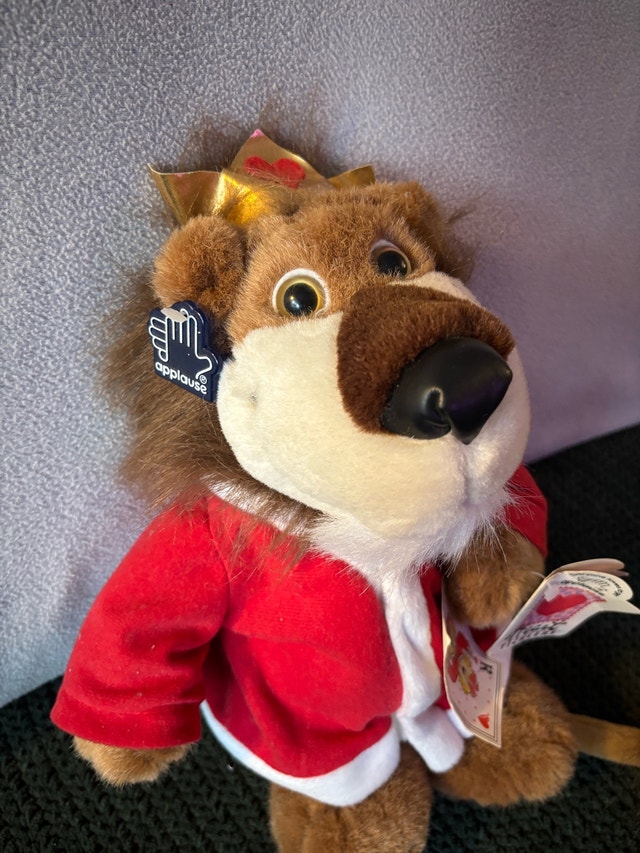 Applause Heart Ticklers 11" King Of Hearts Lion Plush Toy