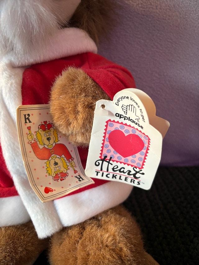 Applause Heart Ticklers 11" King Of Hearts Lion Plush Toy - photo 3