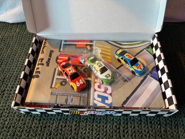 NASCAR Race Car Rally Book and Playset - photo 5