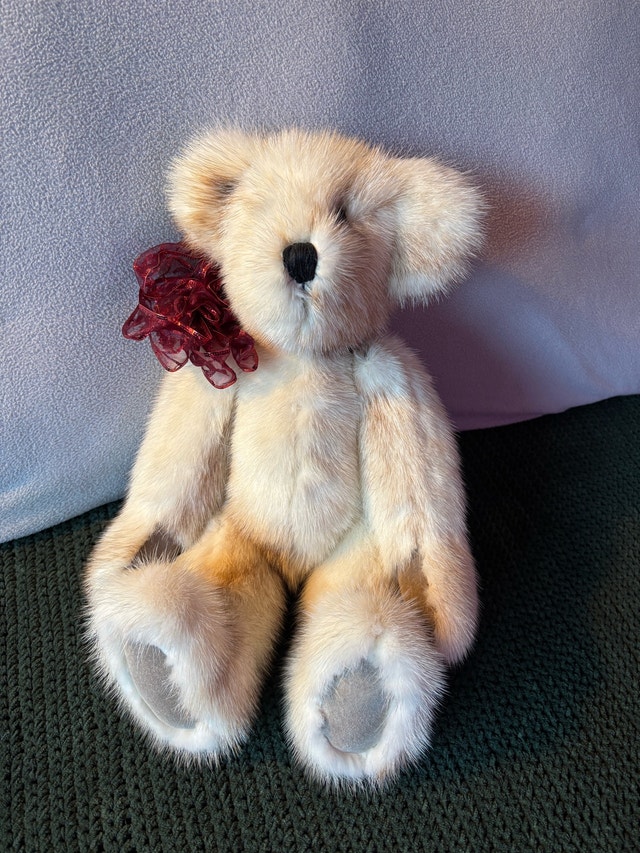 Real Palomino Mink Fur Teddy Bear Red Bow Hand - photo 3