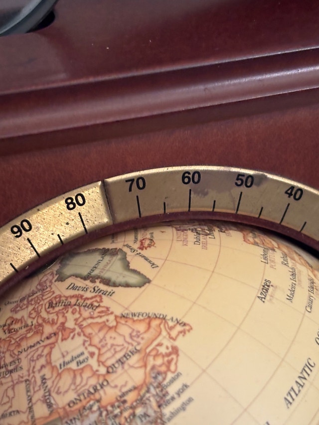 Bombay Brand Mini Desktop World Globe with Magnifying Glass - photo 3