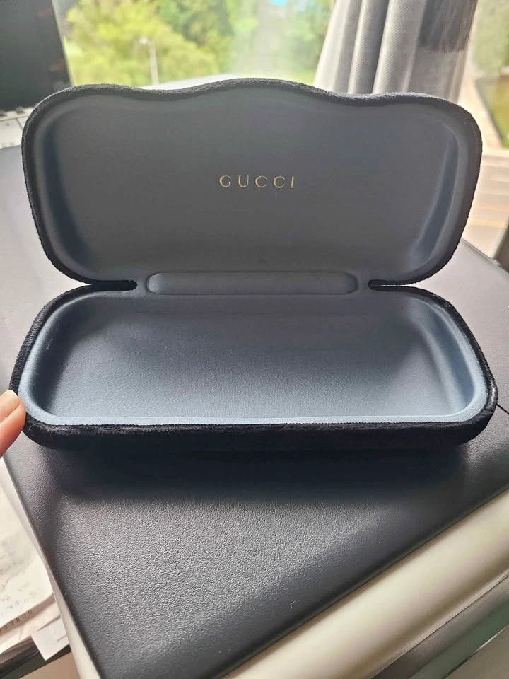 Velvet Sunglasses Case - Etobicoke