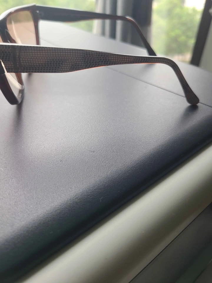 Vintage Krizia Tortoise Shell Sunglasses K23 col 02 Italy - photo 4