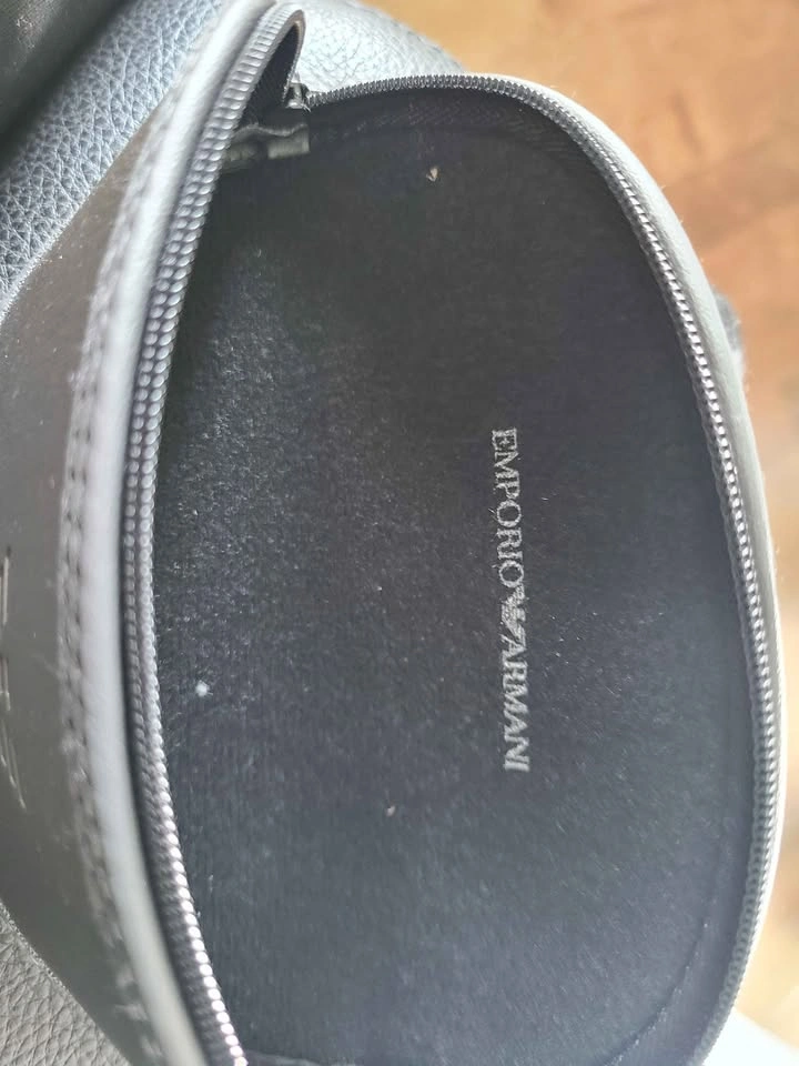 Emporio Armani Sunglass Case - photo 4