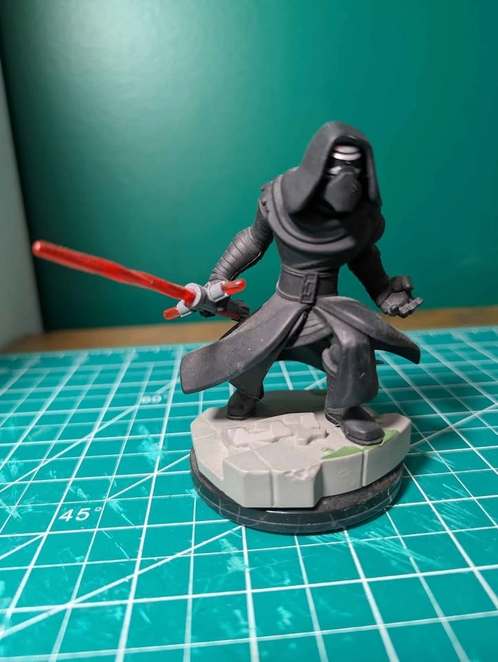 Star wars Disney Infinity kylo Ren & Ahsoka figures - photo 3