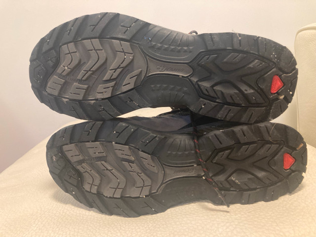Salomon Hiking Boots - size 10 (Men’s) - photo 4