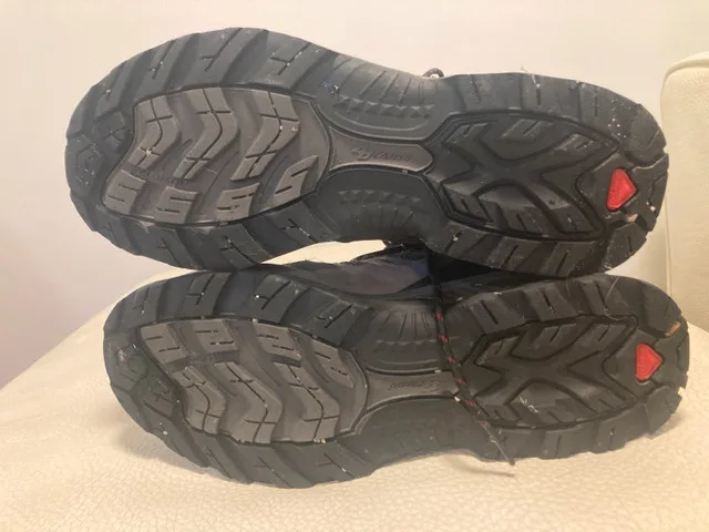 Salomon Hiking Boots - size 10 (Men’s) image indicator(4)