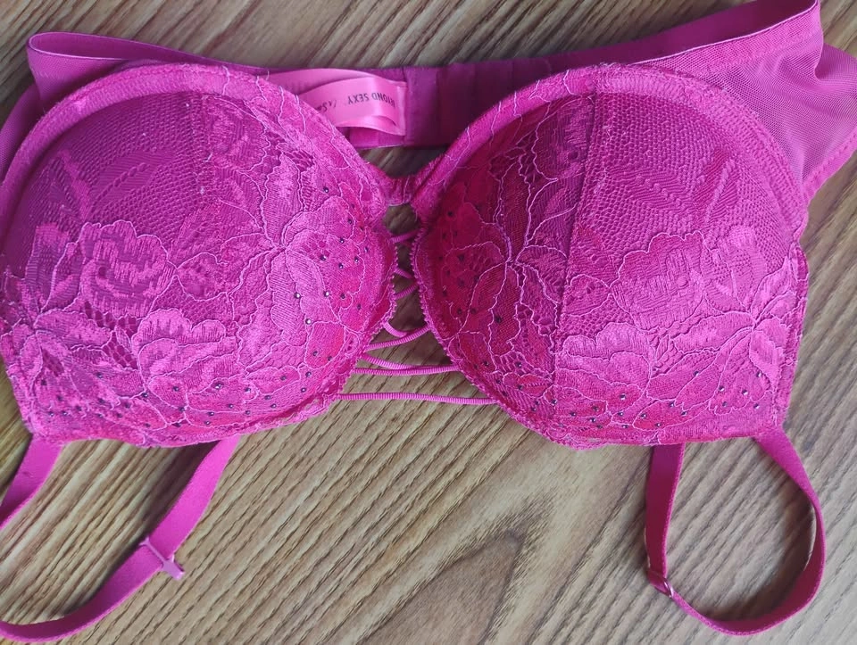 Beyond Sexy La Senza pink bra 34B - photo 2