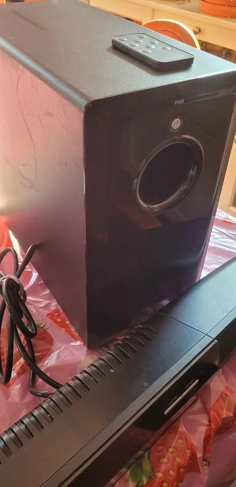 Fluid TV Soundbar w/subwoofer & Remote - photo 2