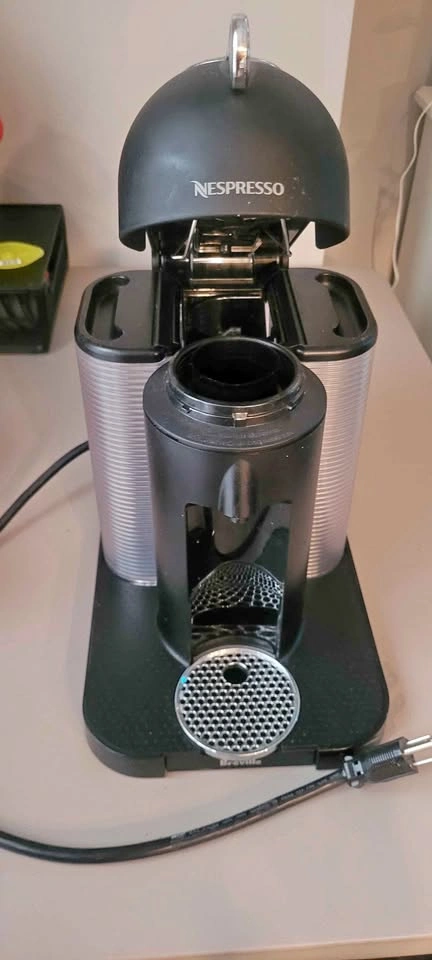 Nespresso vertuo machine