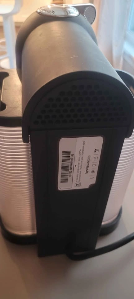 Nespresso vertuo machine - photo 4