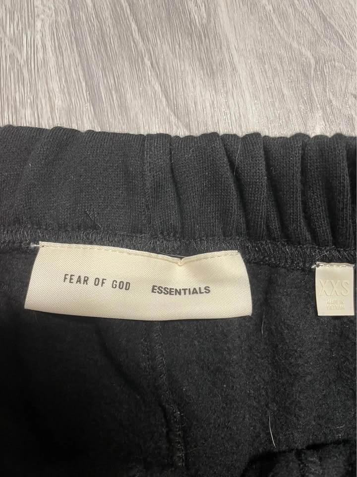 2025 season essential shorts size xxs and xs - photo 2
