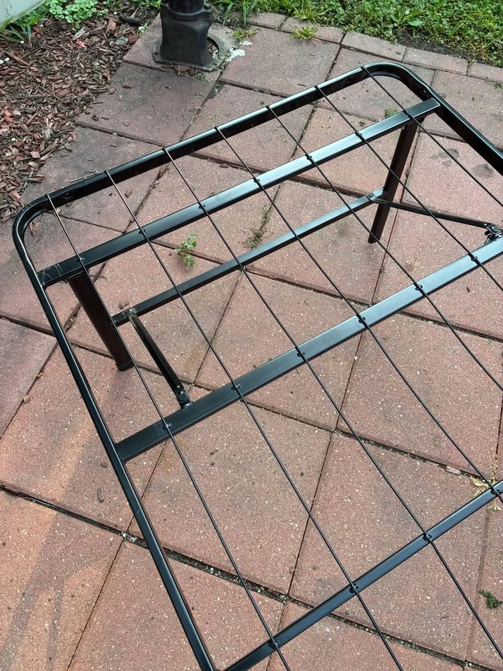 XL Twin metal bed frame - photo 4