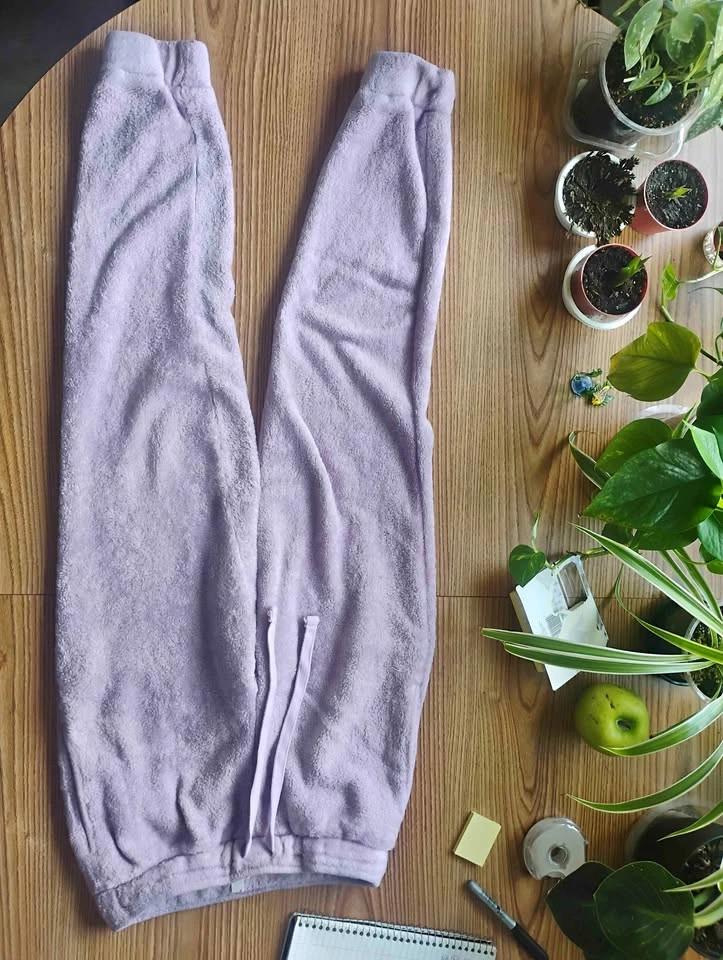 #30 Wild Skye Purple Fuzzy pants size XS