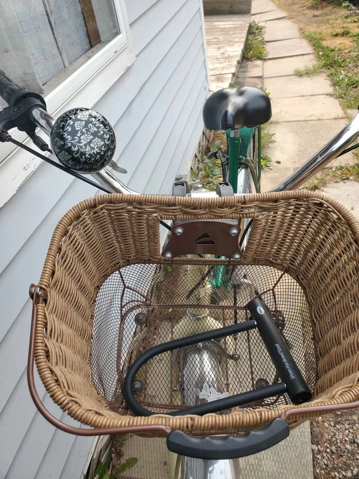 6 Speed Cruiser Bike - photo 2