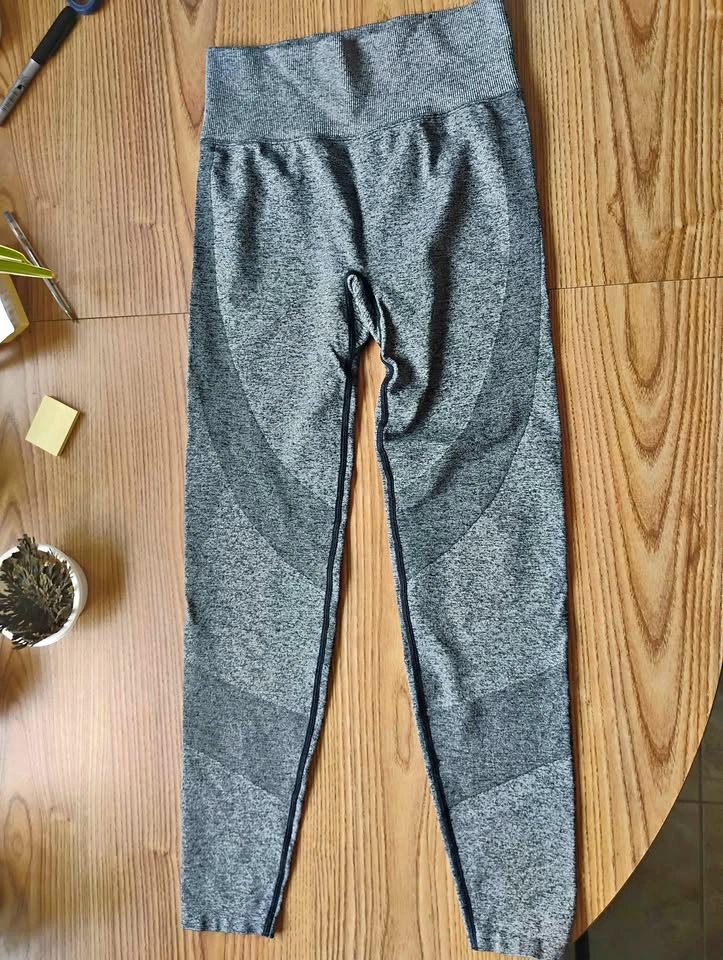 #31 PINK Active Grey Leggings size Small