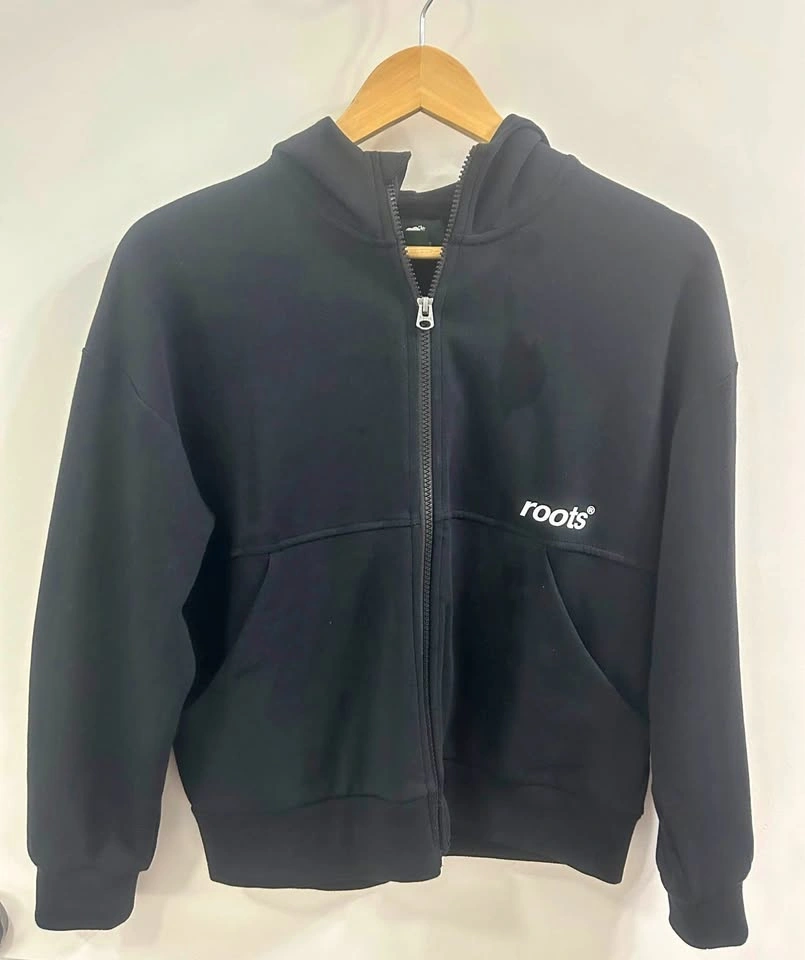Roots Kids Black Zip Up Hoodie 11-12Y/ Women’s XS/ S
