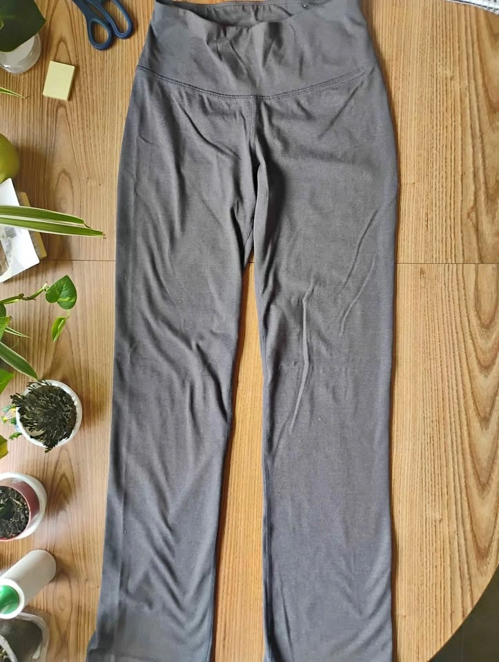 Athletic Works Dri-More Boot Cut Leggings Grey Size Small