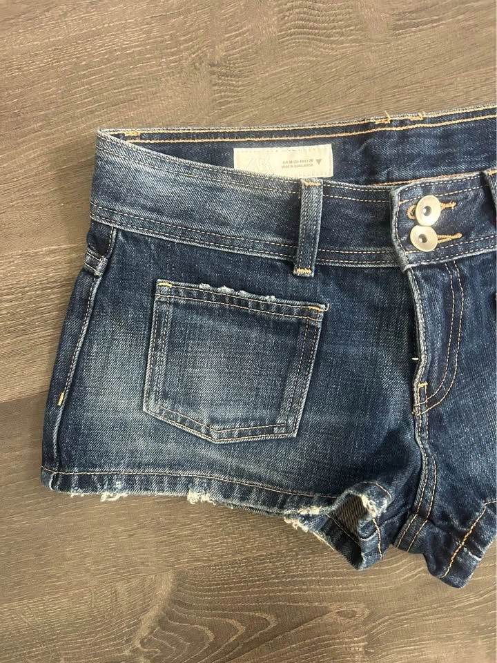 ZARA Y2K 2000s Low Rise Denim Micro Shorts Hot Pants NWT Size 4 - photo 5