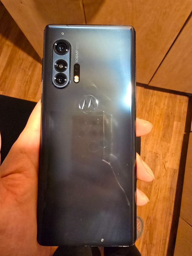 Motorola Edge+ (2020) mint condition - photo 2