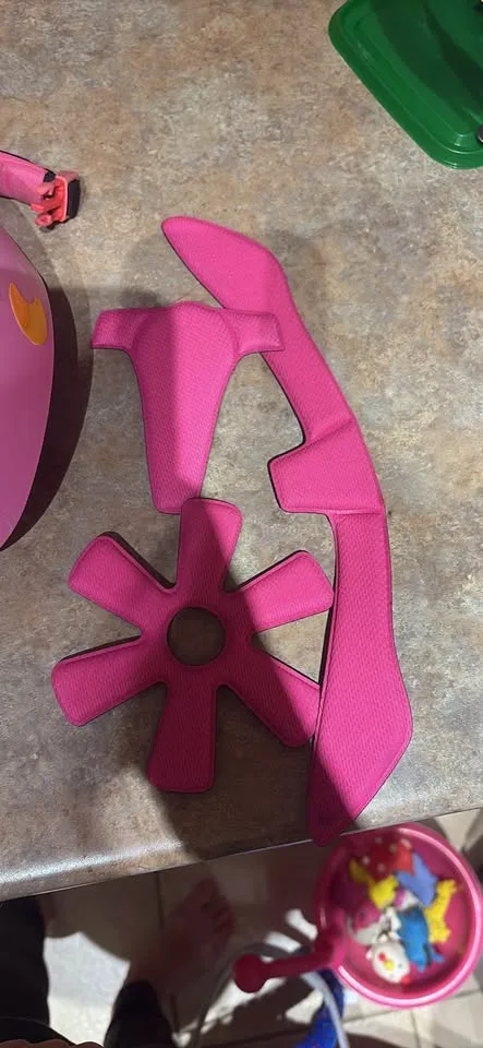 Toddler Helmet - Pink. Include stickers and replacement pads image indicator(4)