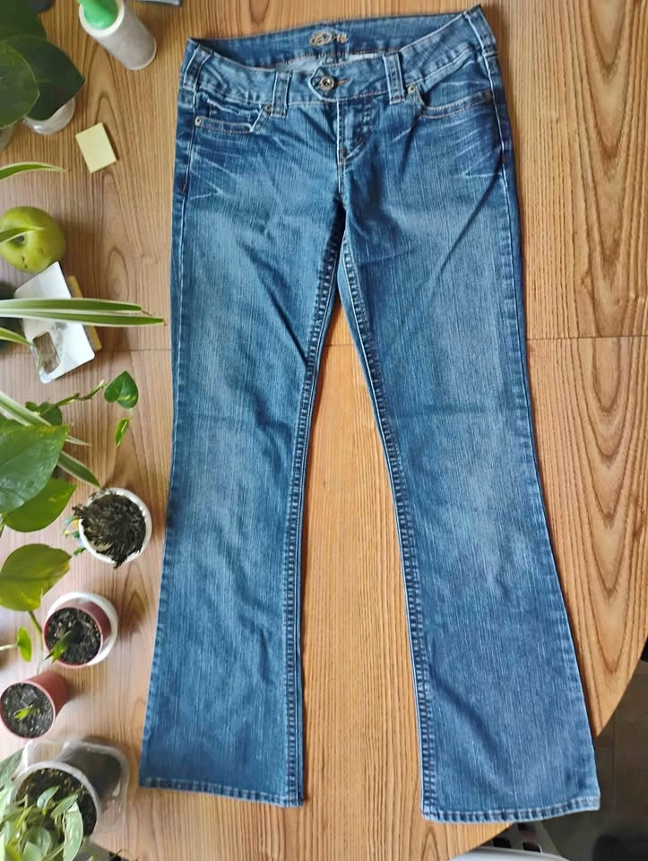 #59 Warehouse One Flared Boot cut Blue Jeans size 26