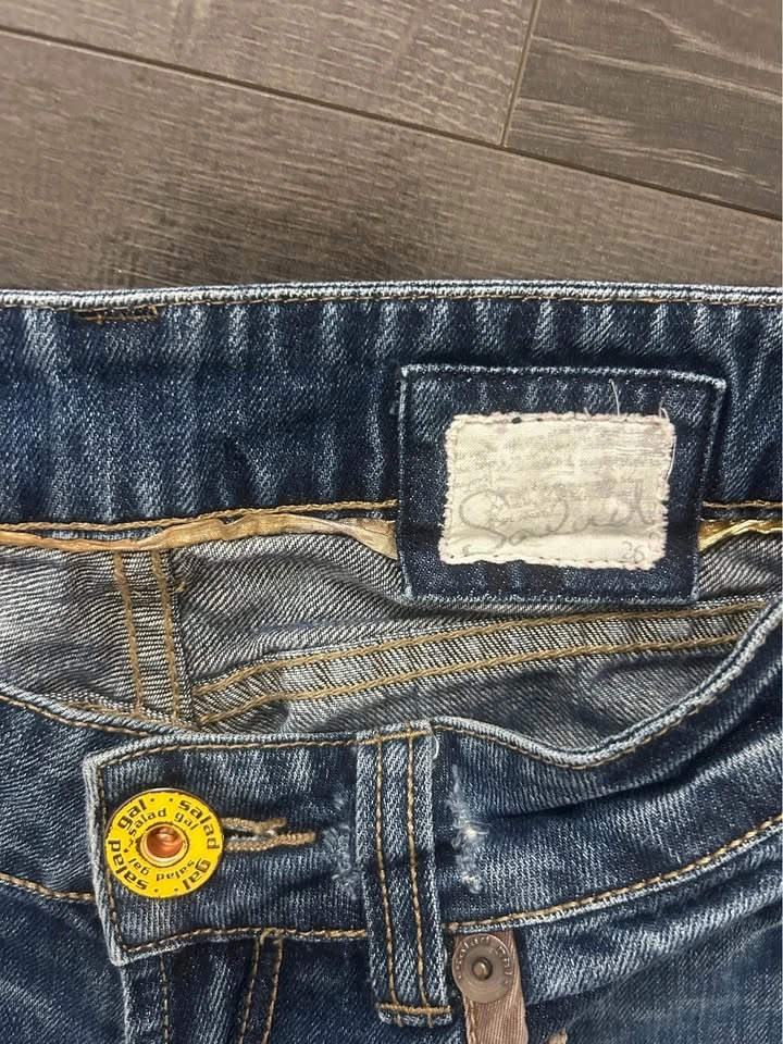 Vintage Salad Gal Y2K Embroidered Crown Low Rise Cropped Jeans - photo 3