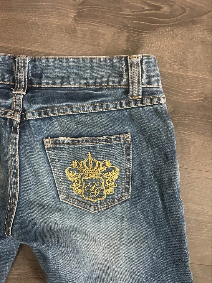 Vintage Salad Gal Y2K Embroidered Crown Low Rise Cropped Jeans - photo 4