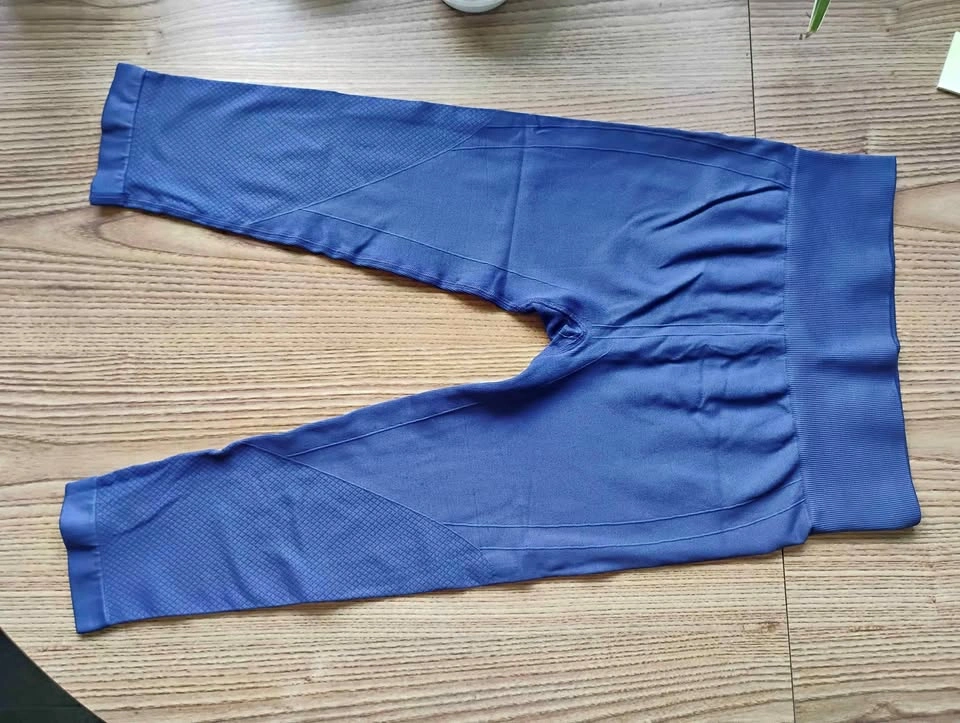 #66 Stretch Capri Leggings Blue size Small