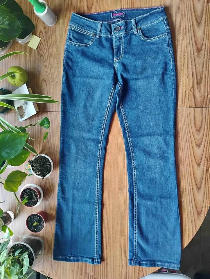 #73 Wrangler Women's Western Bootcut Blue Jeans size 5/6 x 36