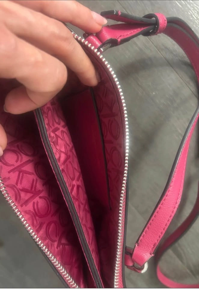 CALVIN KLEIN Magenta Pink Crossbody Bag Silver Logo Double Zip - photo 3