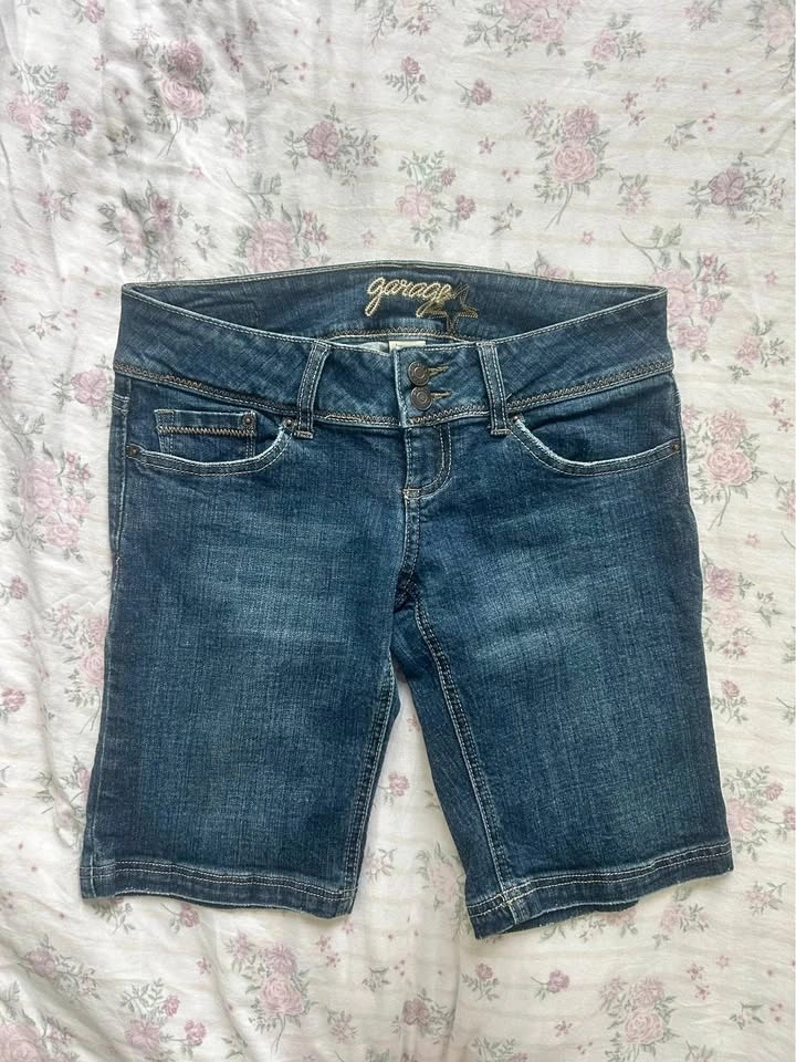 GARAGE Y2K 2000s Vintage Style Low Rise Denim Bermuda Shorts / S