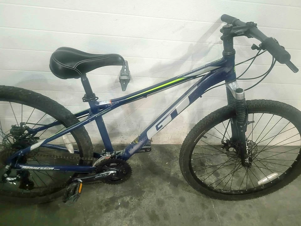GT Agressor front suspension mountain bike