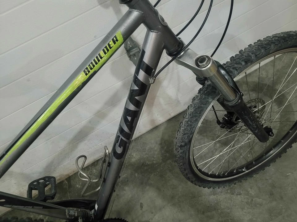 Giant front suspension mountain bike - photo 2